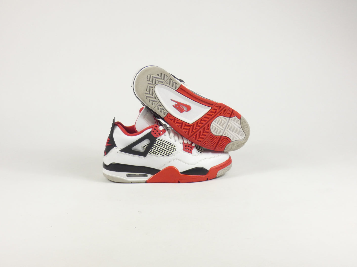 Air Jordan 4 Fire Red