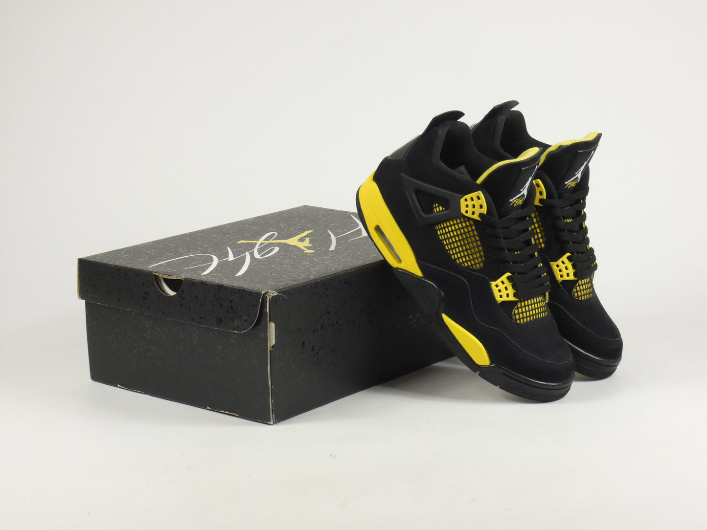 Air Jordan 4 Yellow Thunder