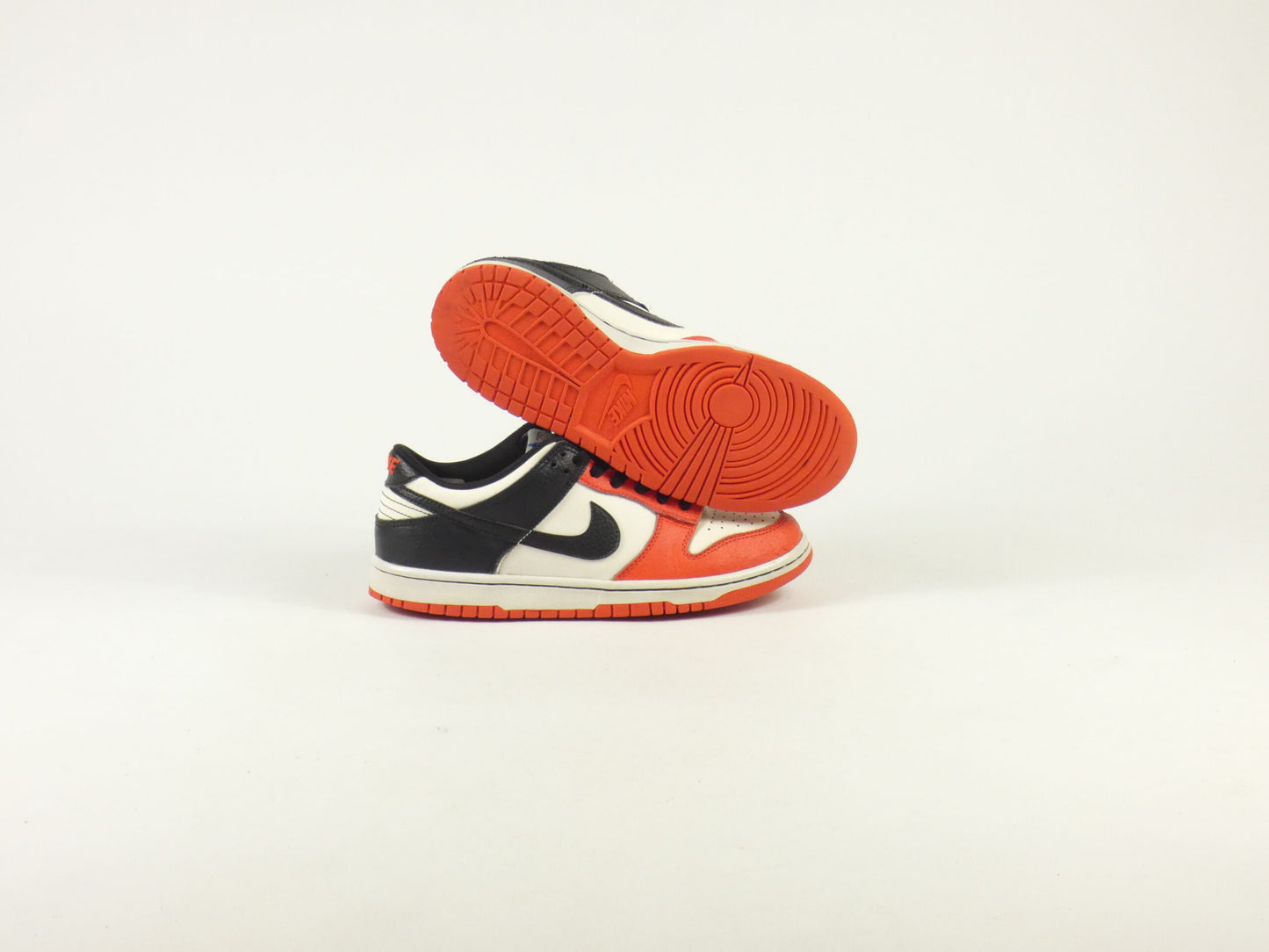 Nike Dunk Low EMB Chicago