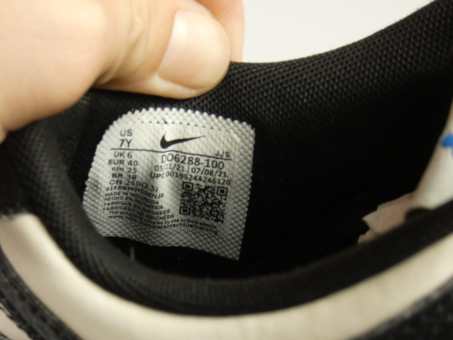 Nike Dunk Low EMB Chicago