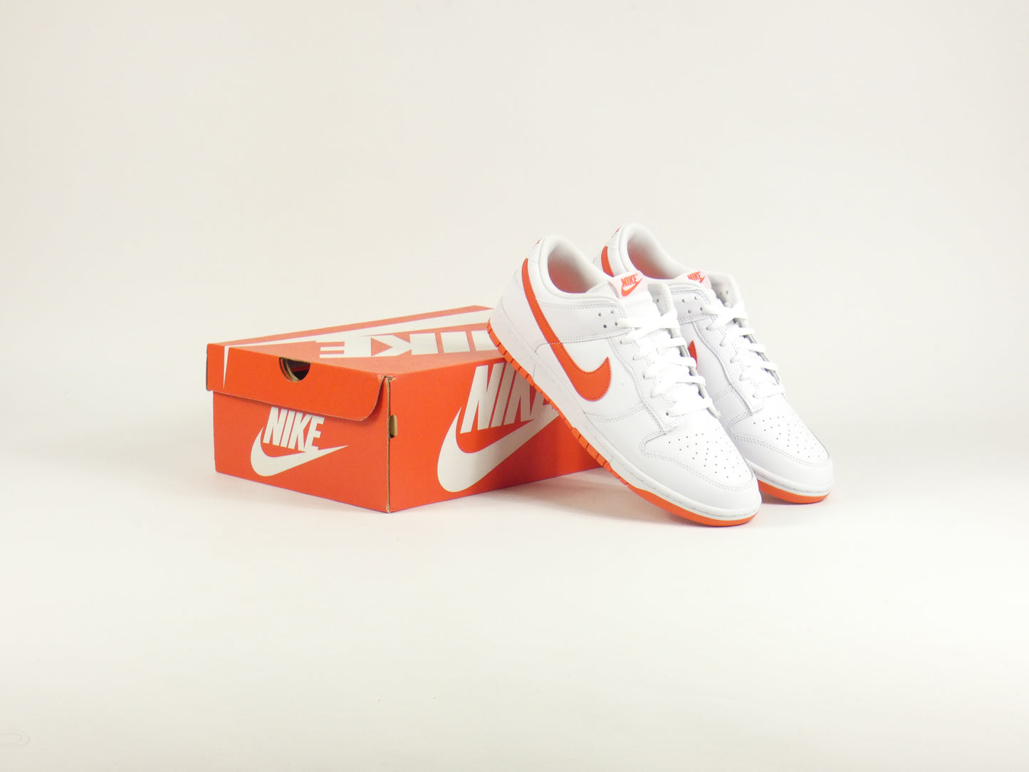 Nike Dunk Low Picante Red