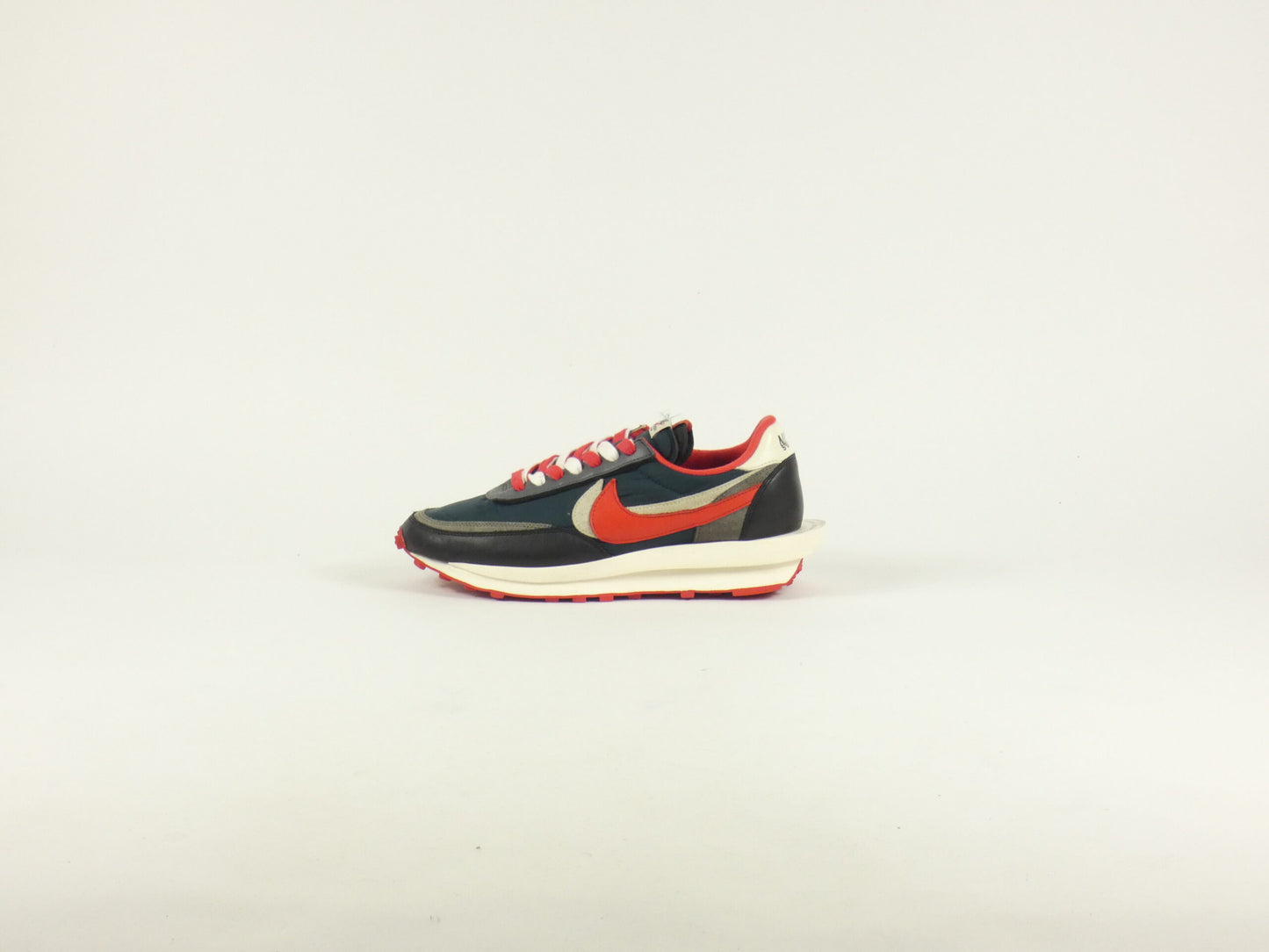 Nike Sacai LD Waffle University Red