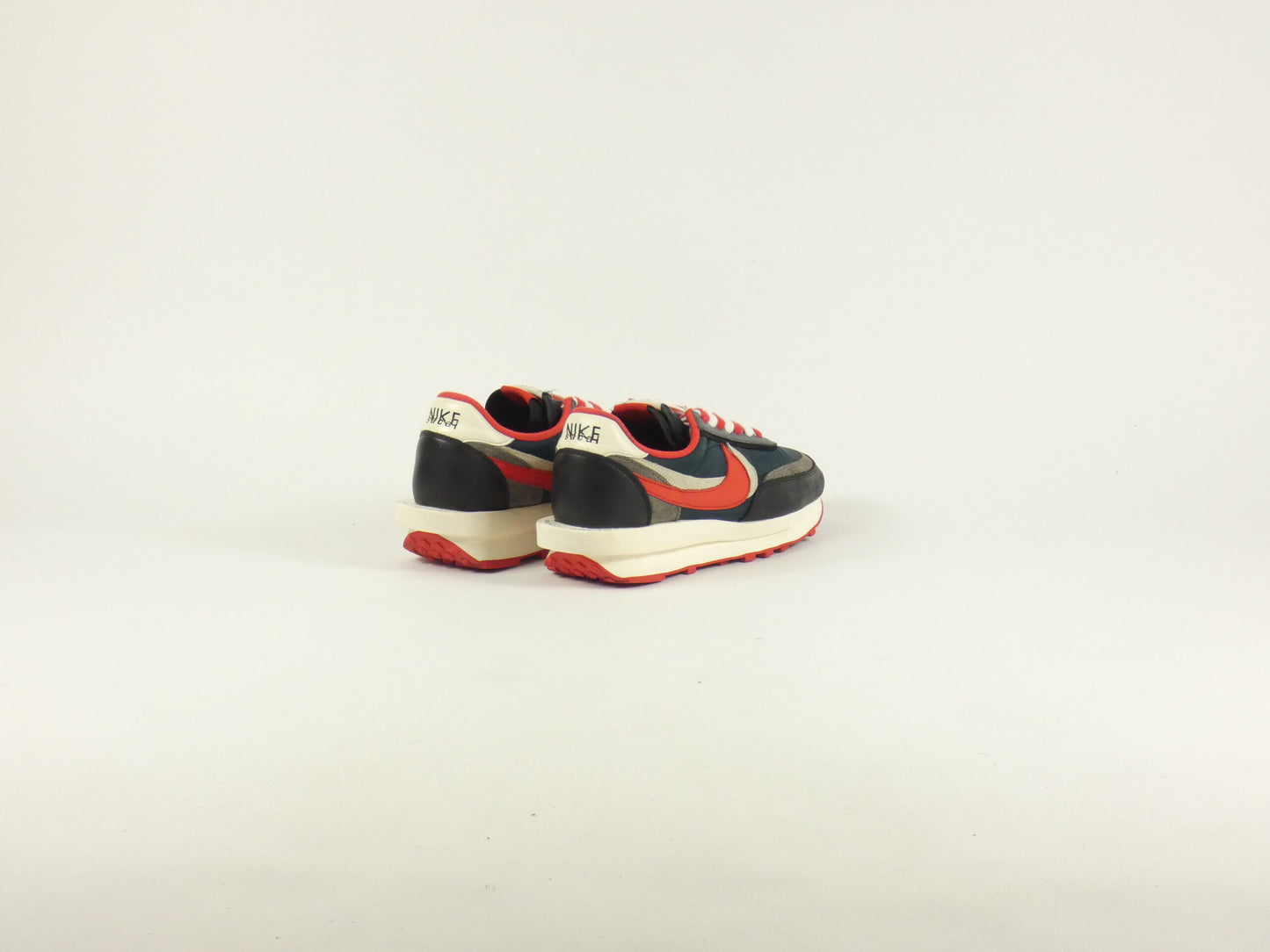 Nike Sacai LD Waffle University Red