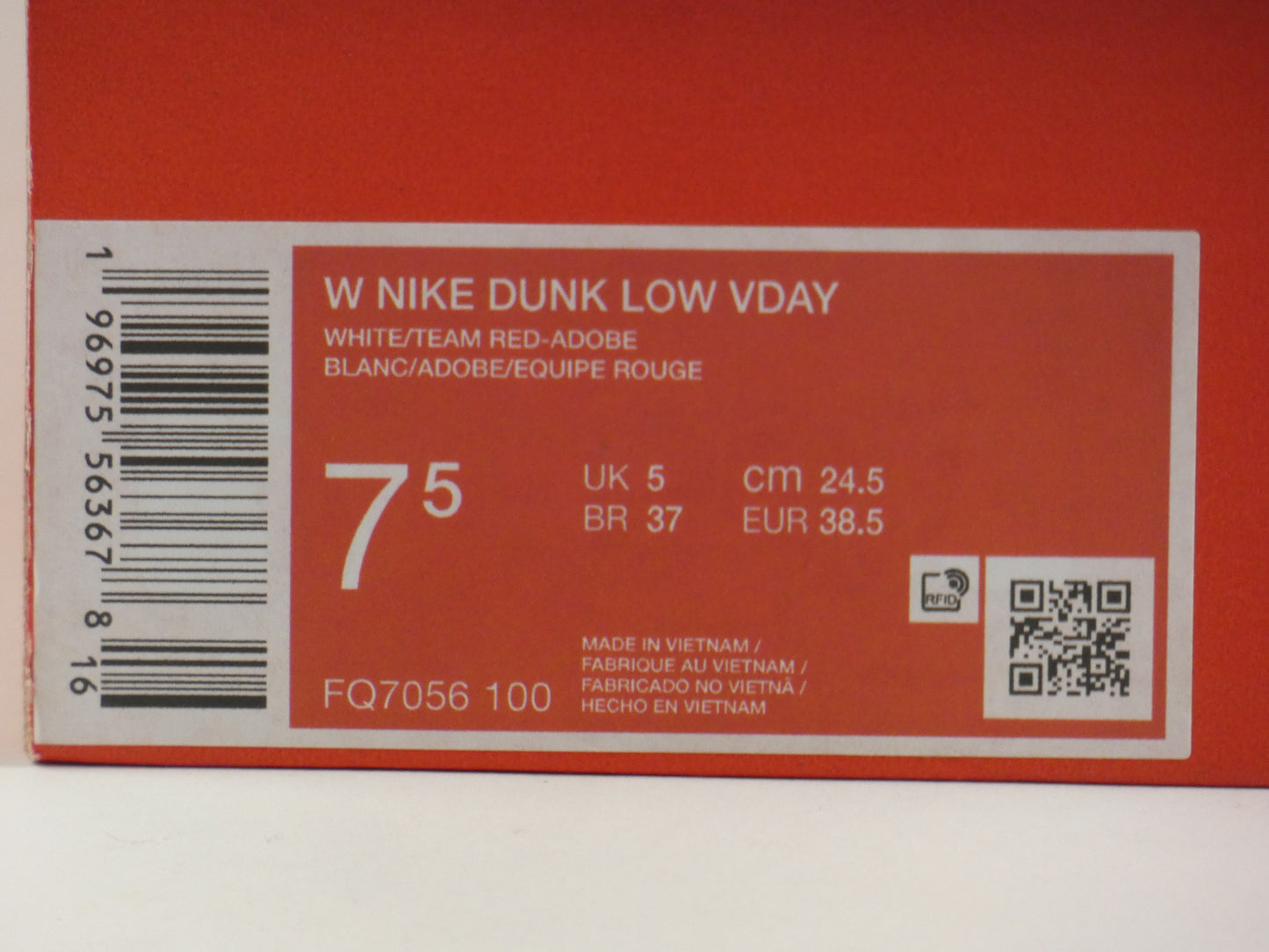 Nike Dunk Low Valentine Day