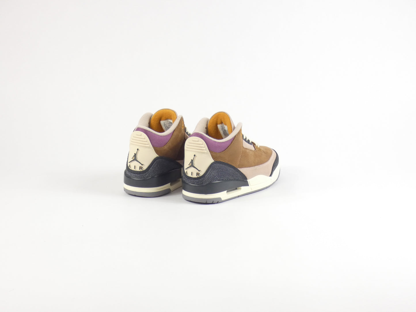 Air Jordan 3 Archeo Brown