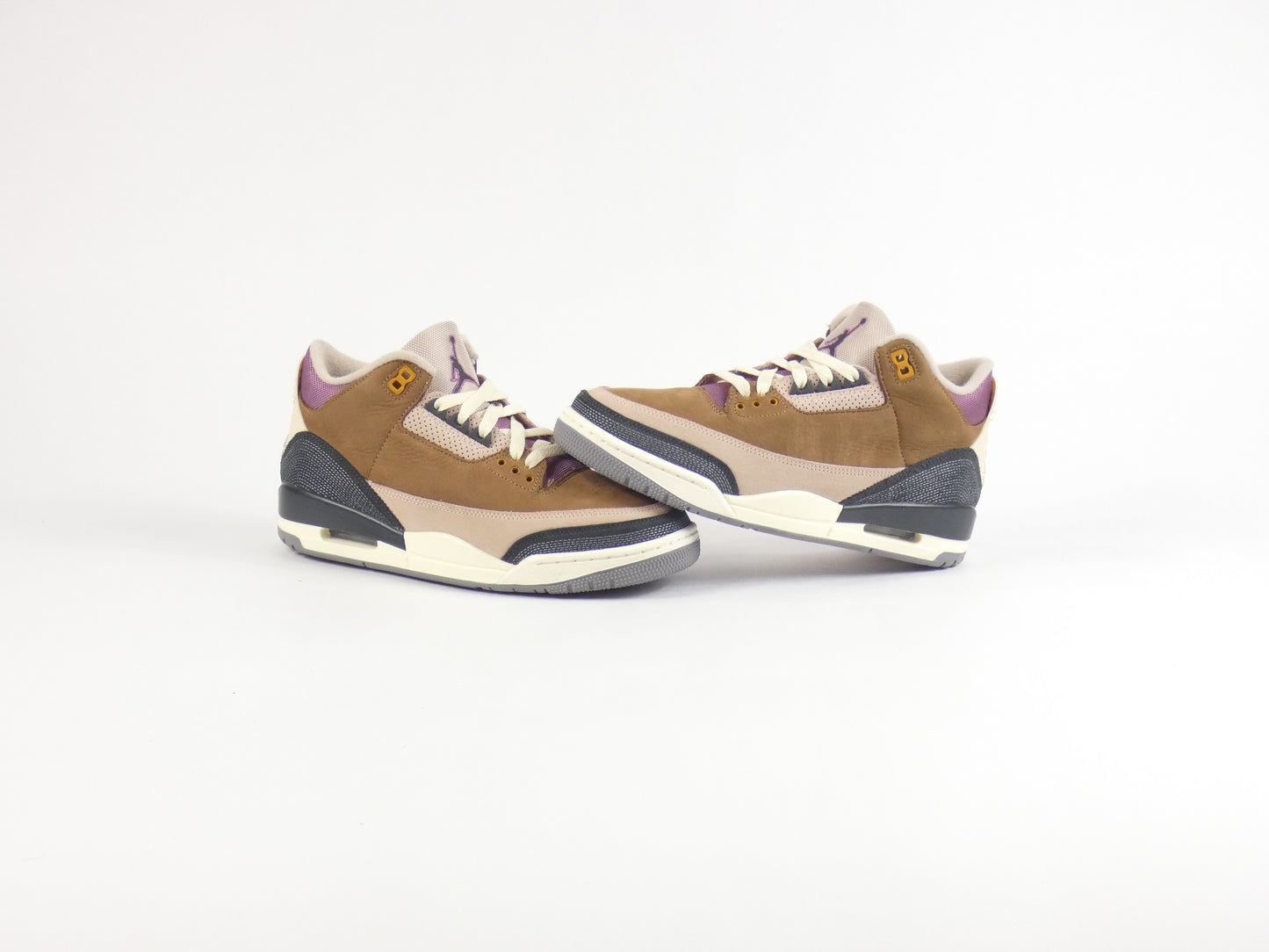 Air Jordan 3 Archeo Brown