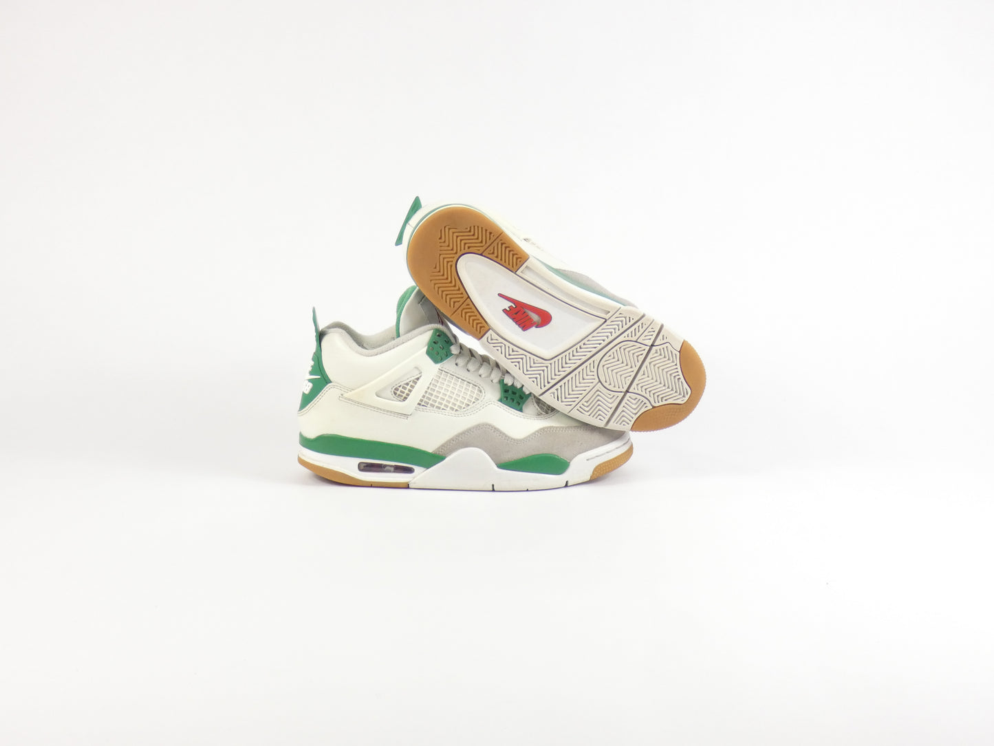 Air Jordan 4 SB Pine Green