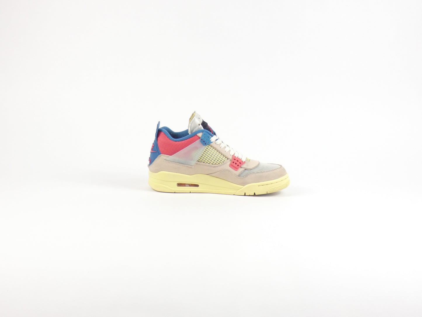 Air Jordan 4 Union Guava Ice