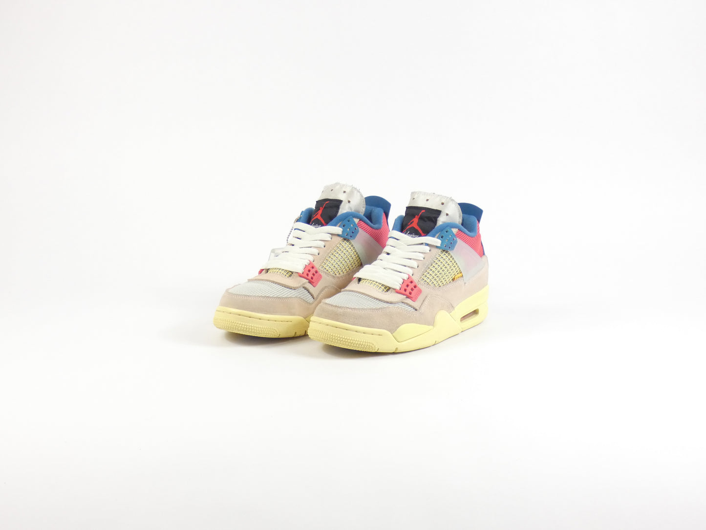 Air Jordan 4 Union Guava Ice