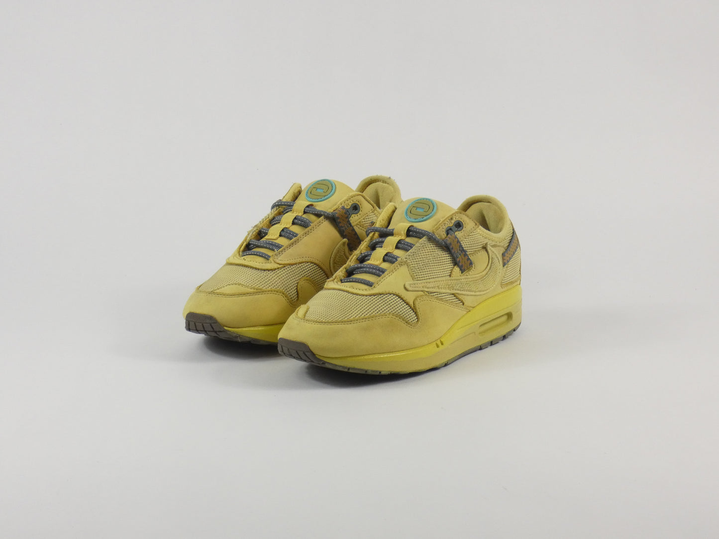 Nike Air Max 1 Travis Scott Saturn Gold