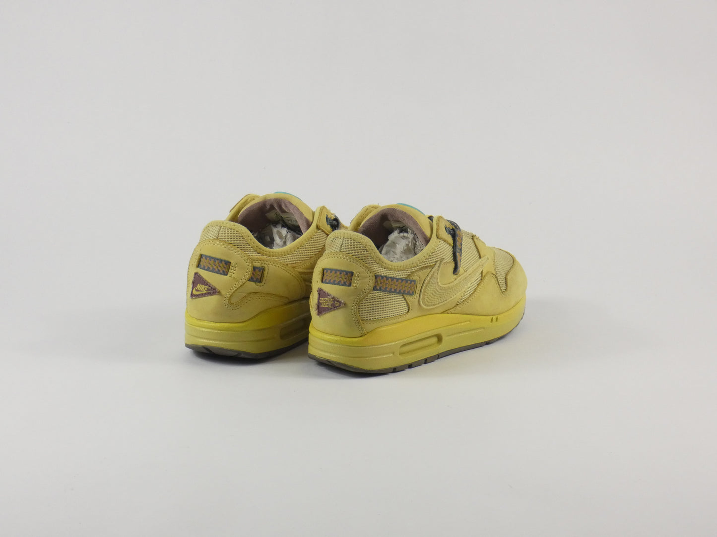 Nike Air Max 1 Travis Scott Saturn Gold