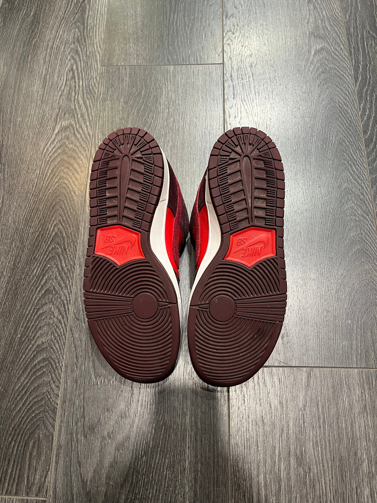Nike Dunk SB Low Cherry
