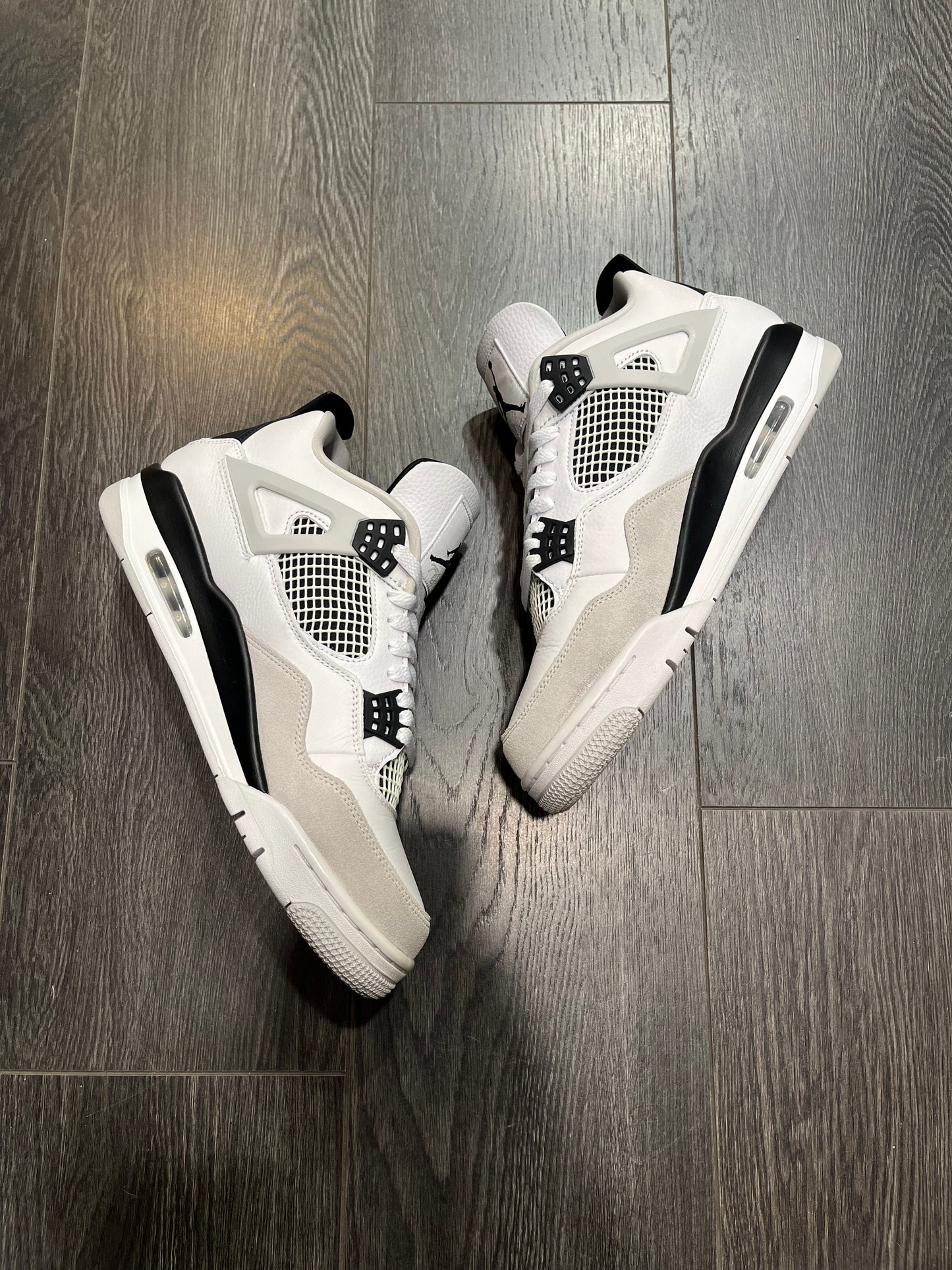 Air Jordan 4 Military Black