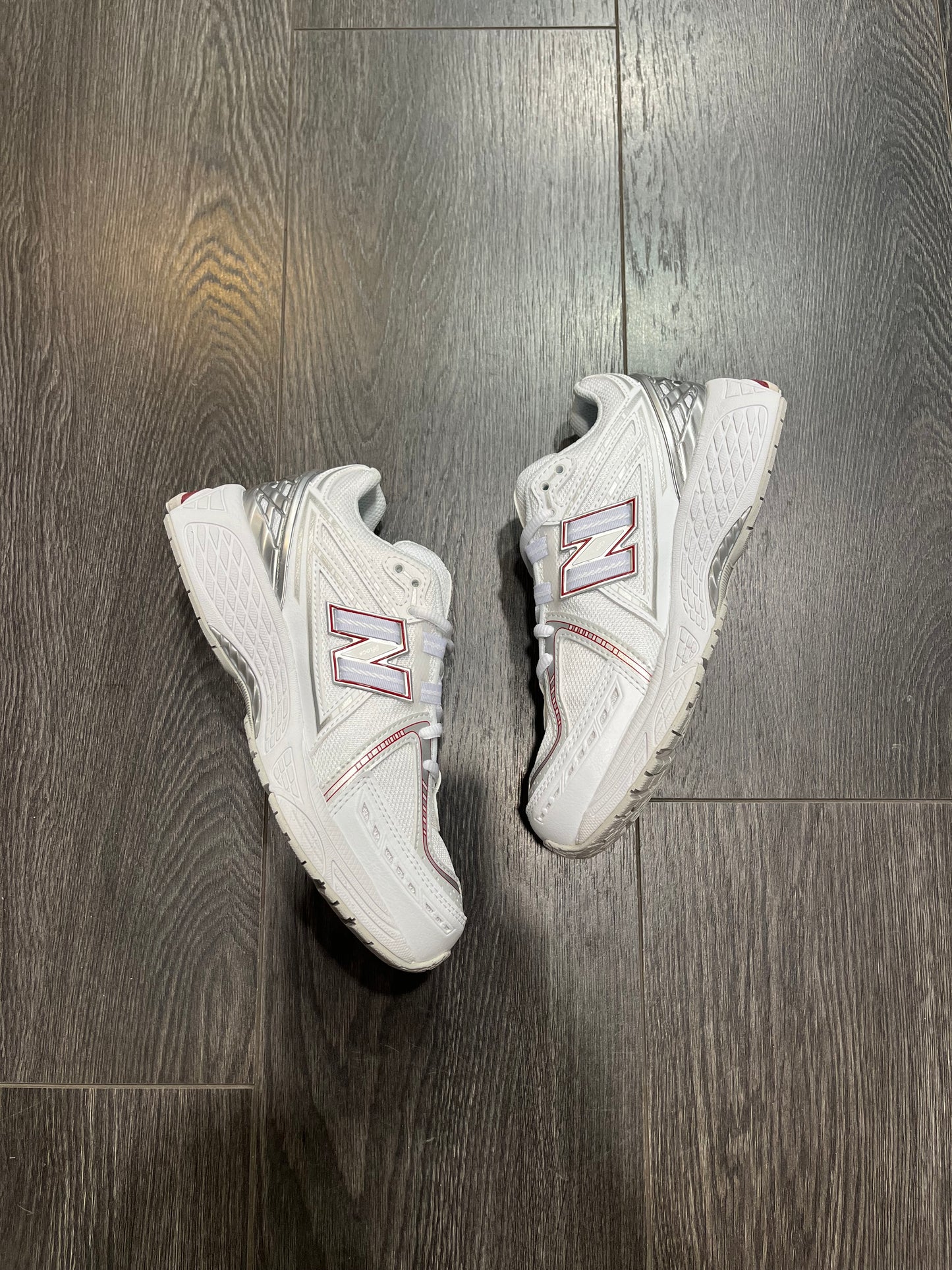 New Balance 1906 White Laser Red
