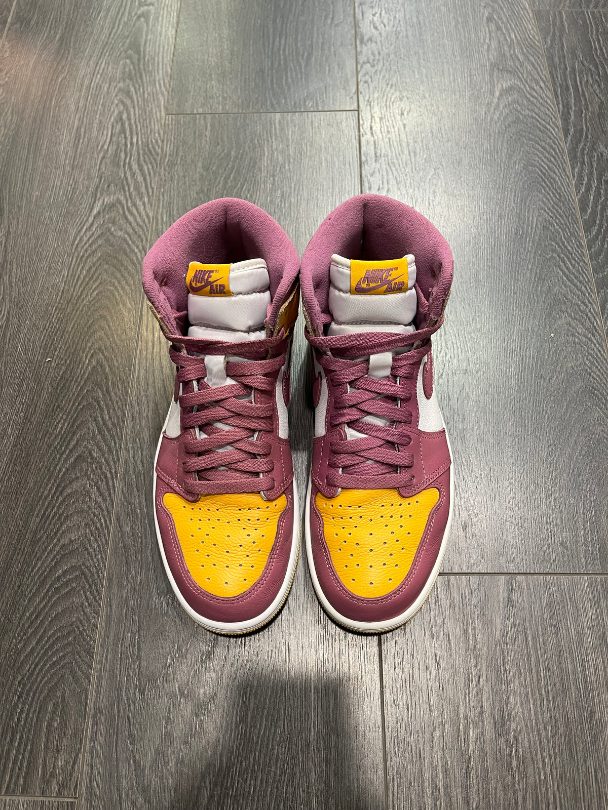 Air Jordan 1 Brotherhood