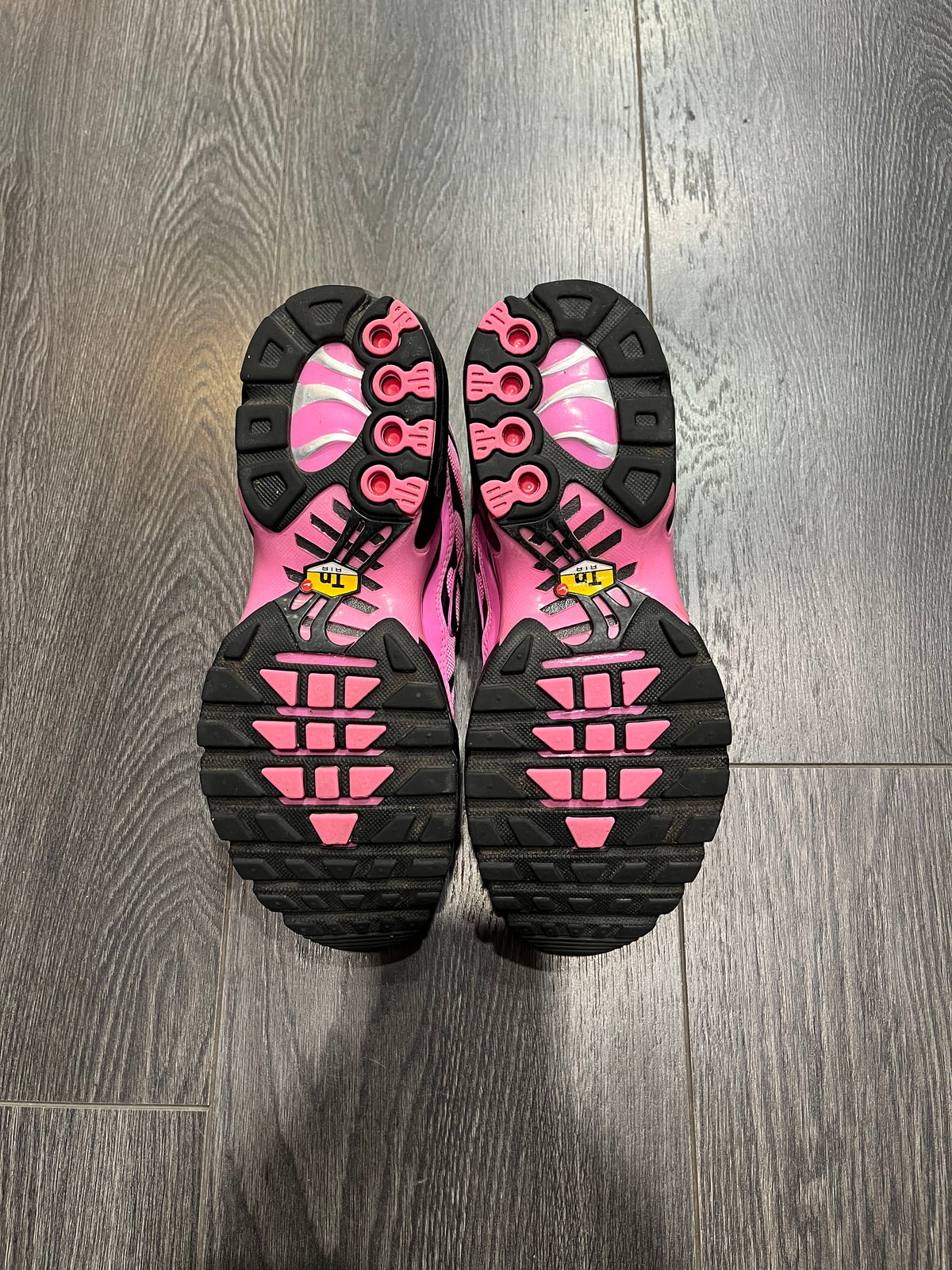 Nike Air Max Plus Playfull Pink