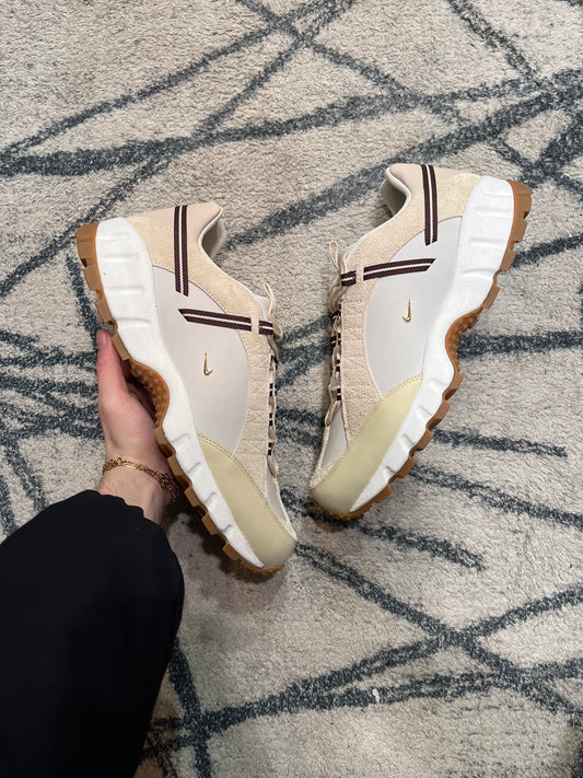 Nike Humara Jacquemus Light Bone