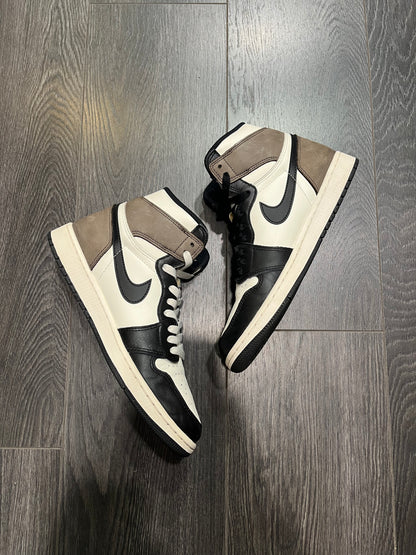Air Jordan 1 High Mocha