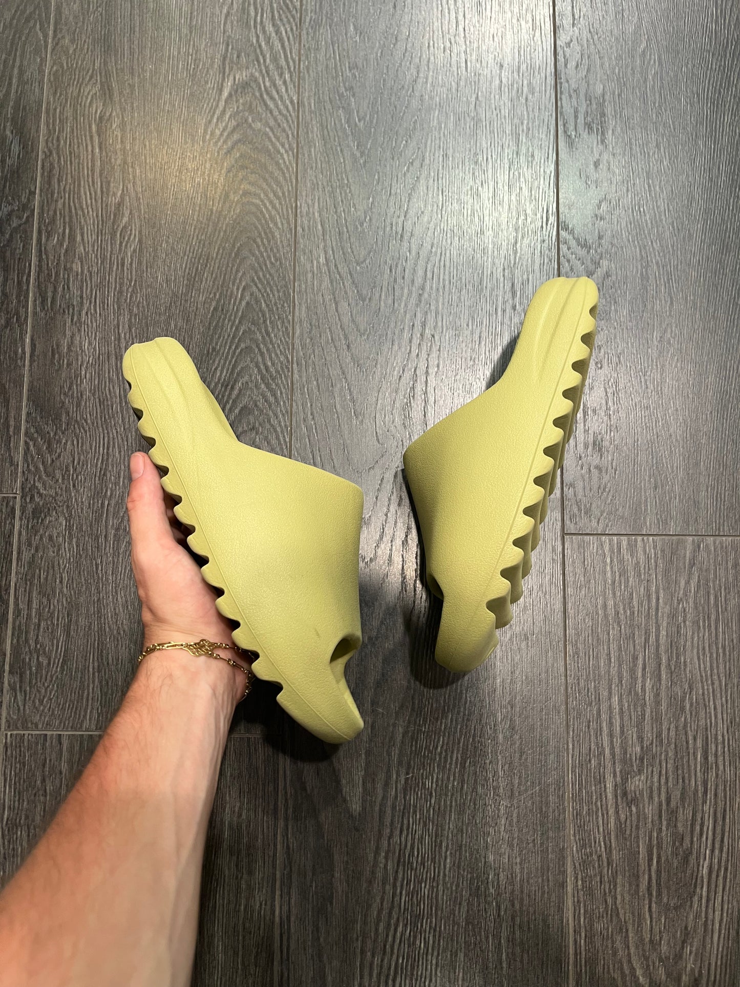 Yeezy Slide Resin