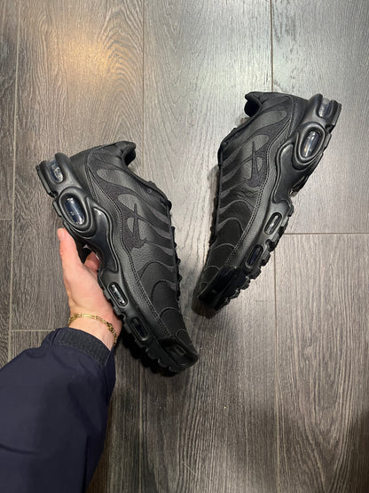Nike Air Max Plus Cuir Triple Black