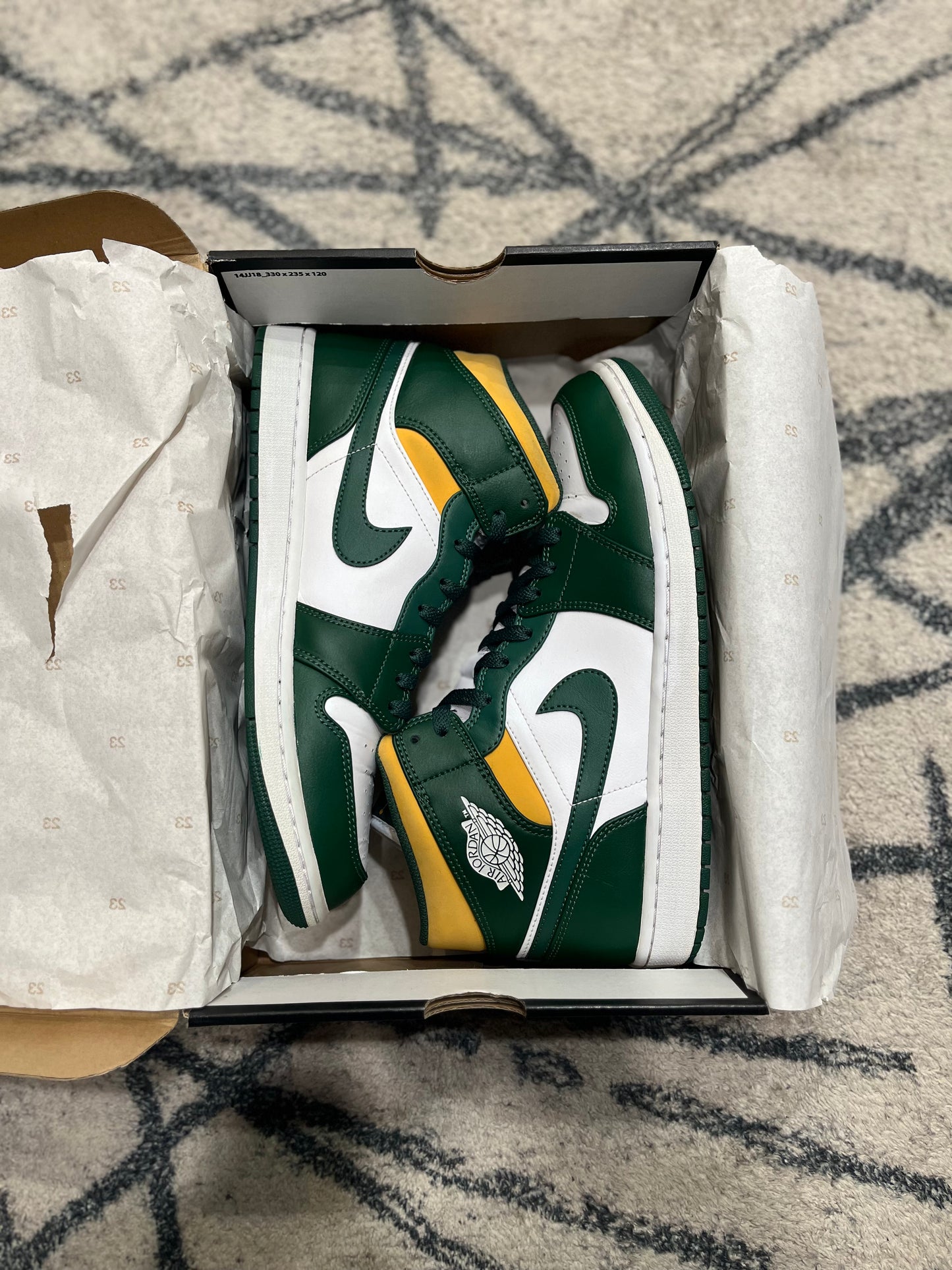 Air Jordan 1 Mid Sonics