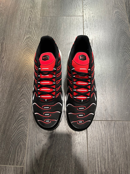 Nike Air Max Plus Black White University Red