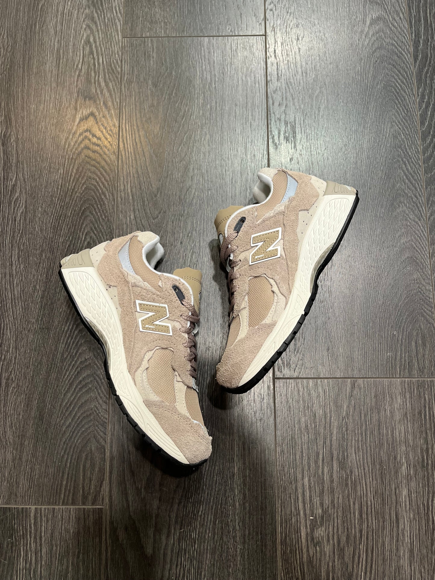 New Balance 2002R Protection Pack Light Brown