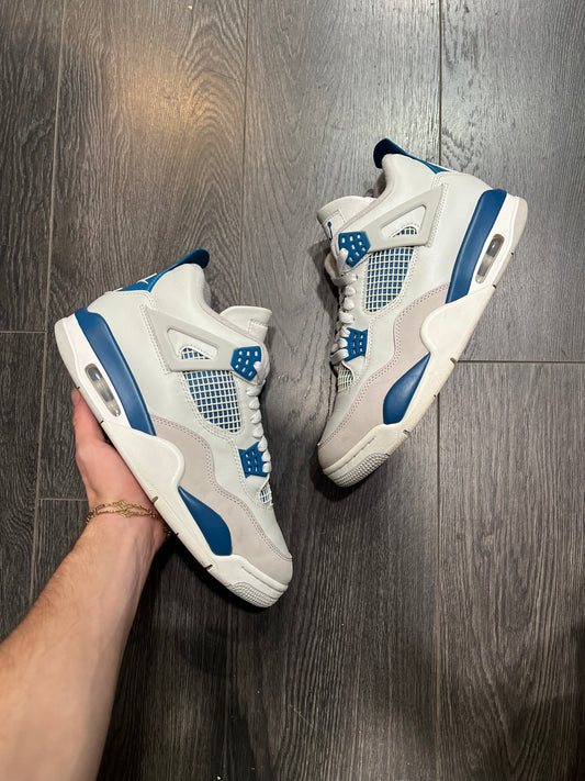Air Jordan 4 Military Blue
