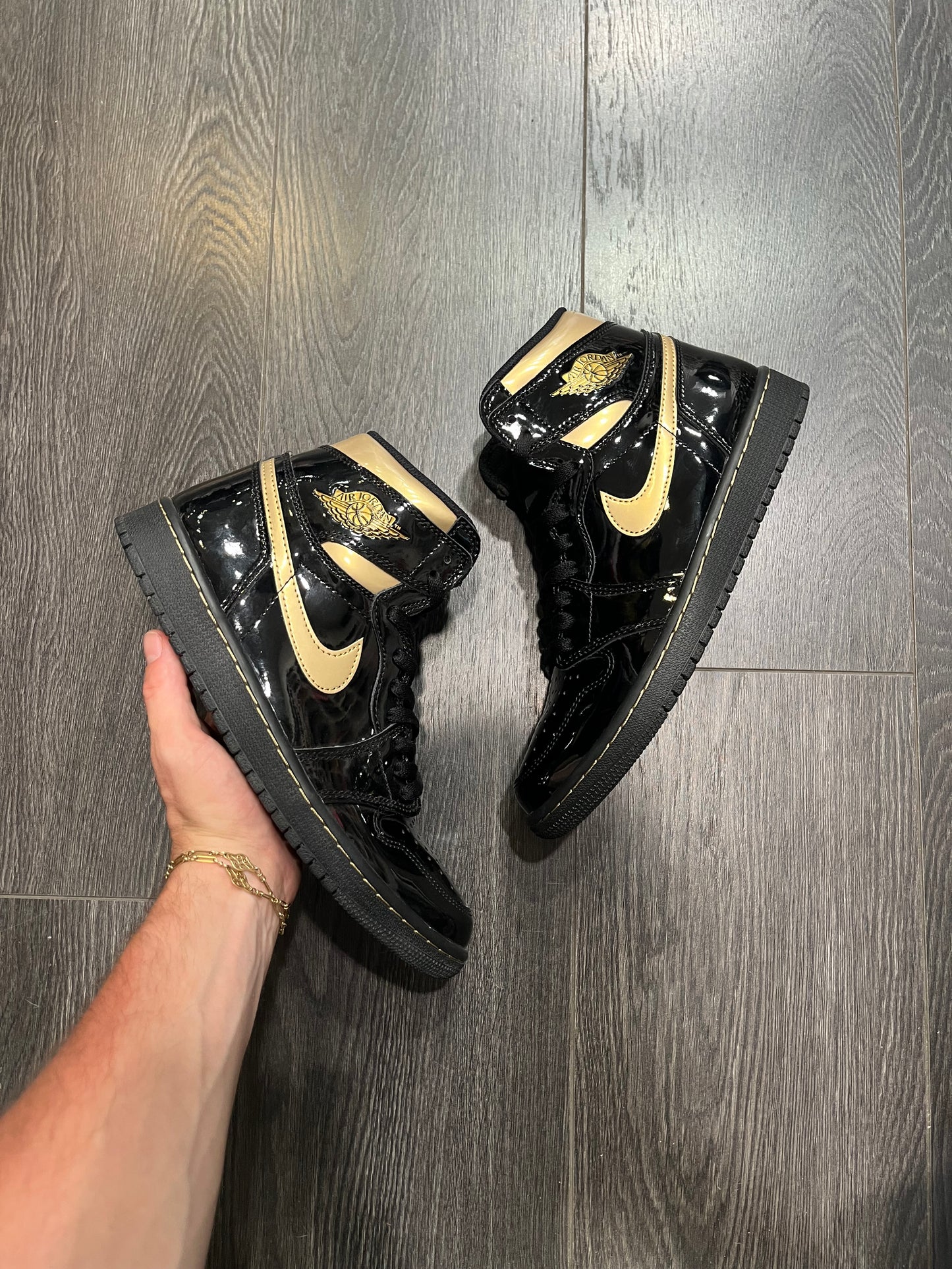 Air Jordan 1 Black Gold