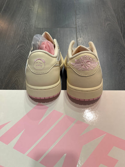Air Jordan 1 Travis Scott Shy Pink