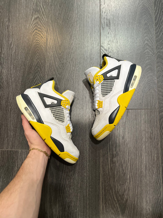 Air Jordan 4 Vivid Sulfur