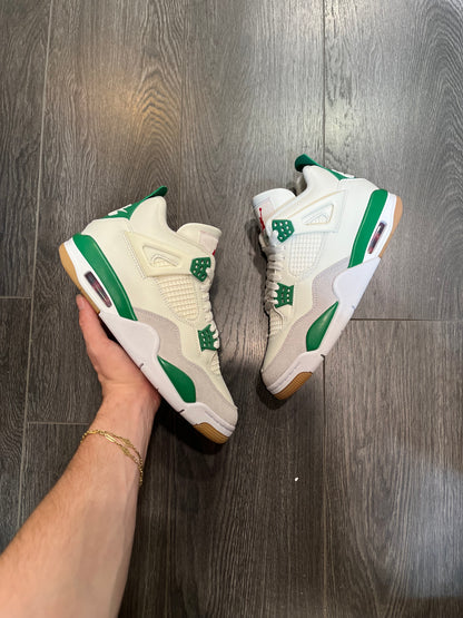 Air Jordan 4 SB Pine Green