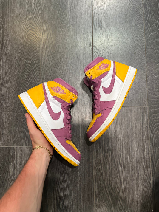 Air Jordan 1 Brotherhood