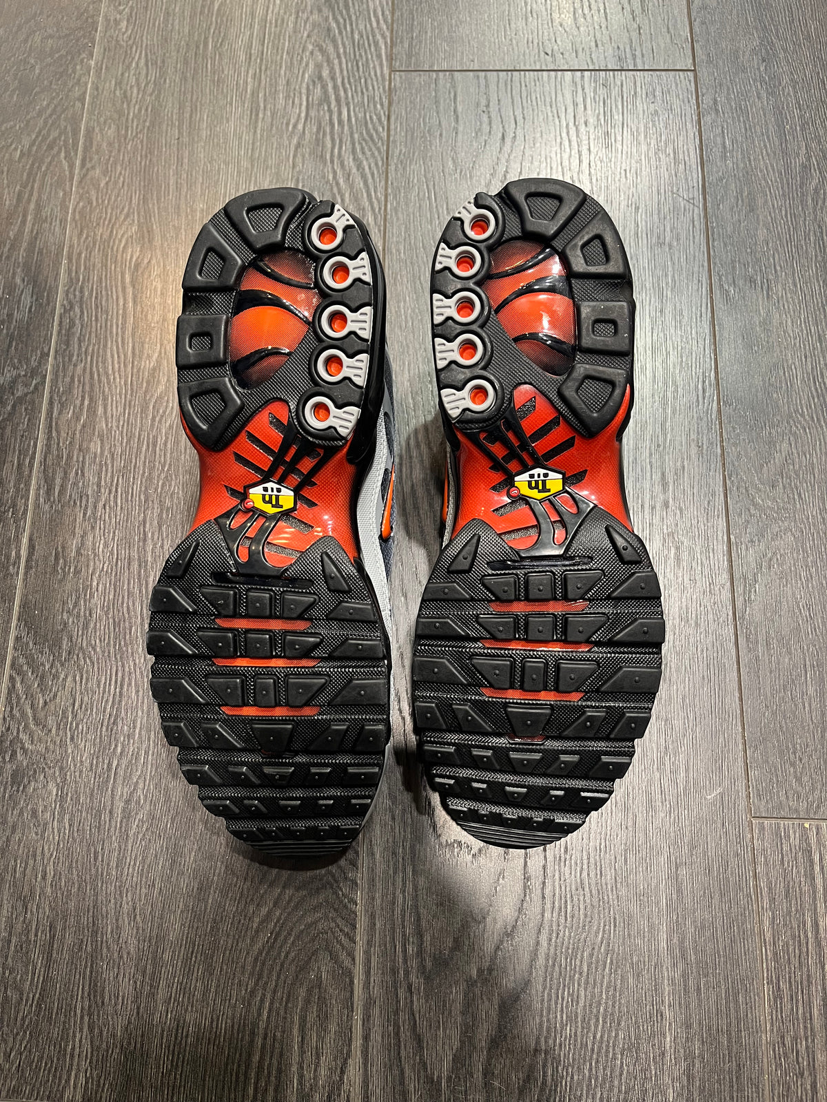 Nike Air Max Plus Wolf Grey