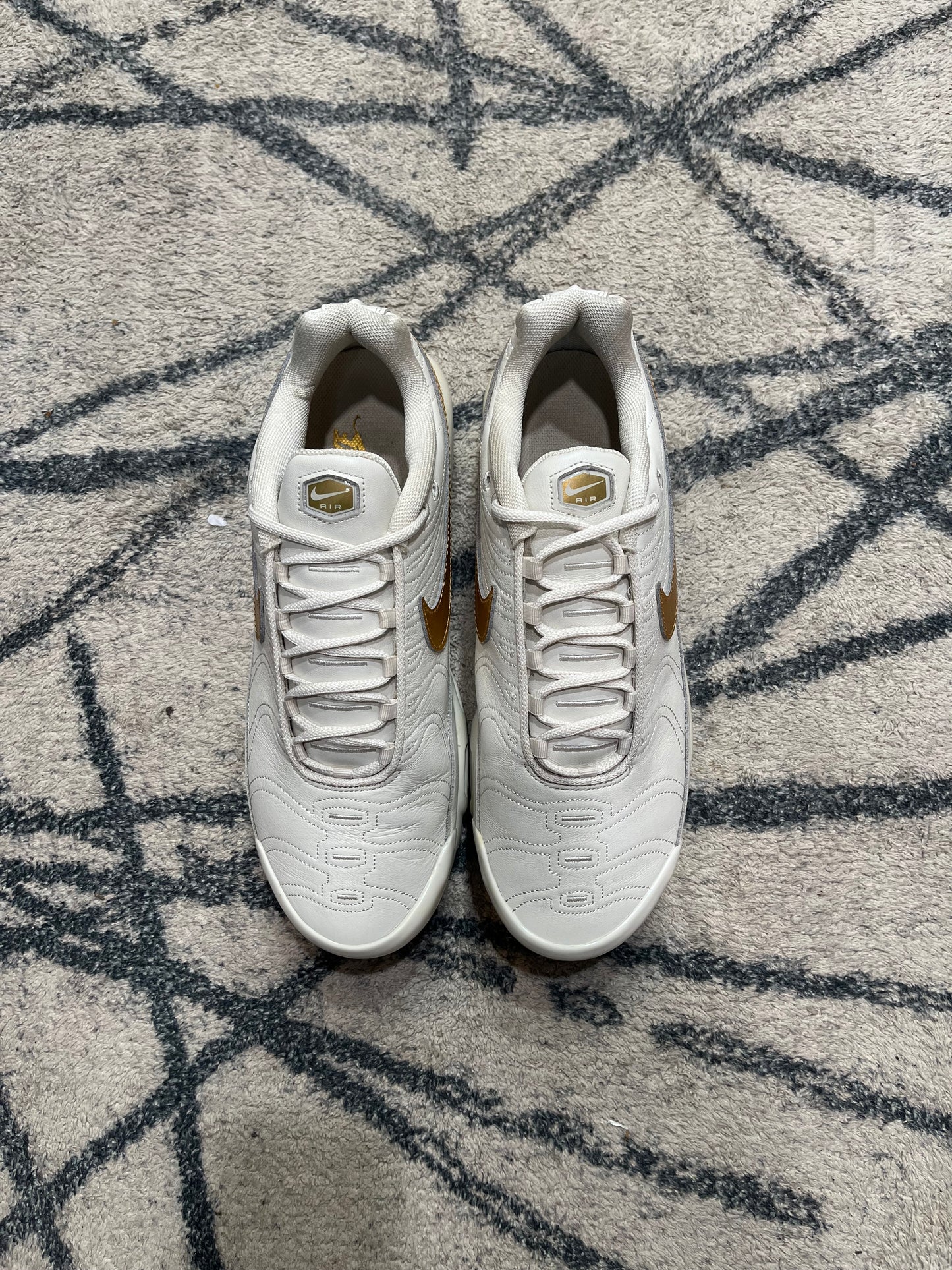 Nike Air Max Plus Tiempo White Gold