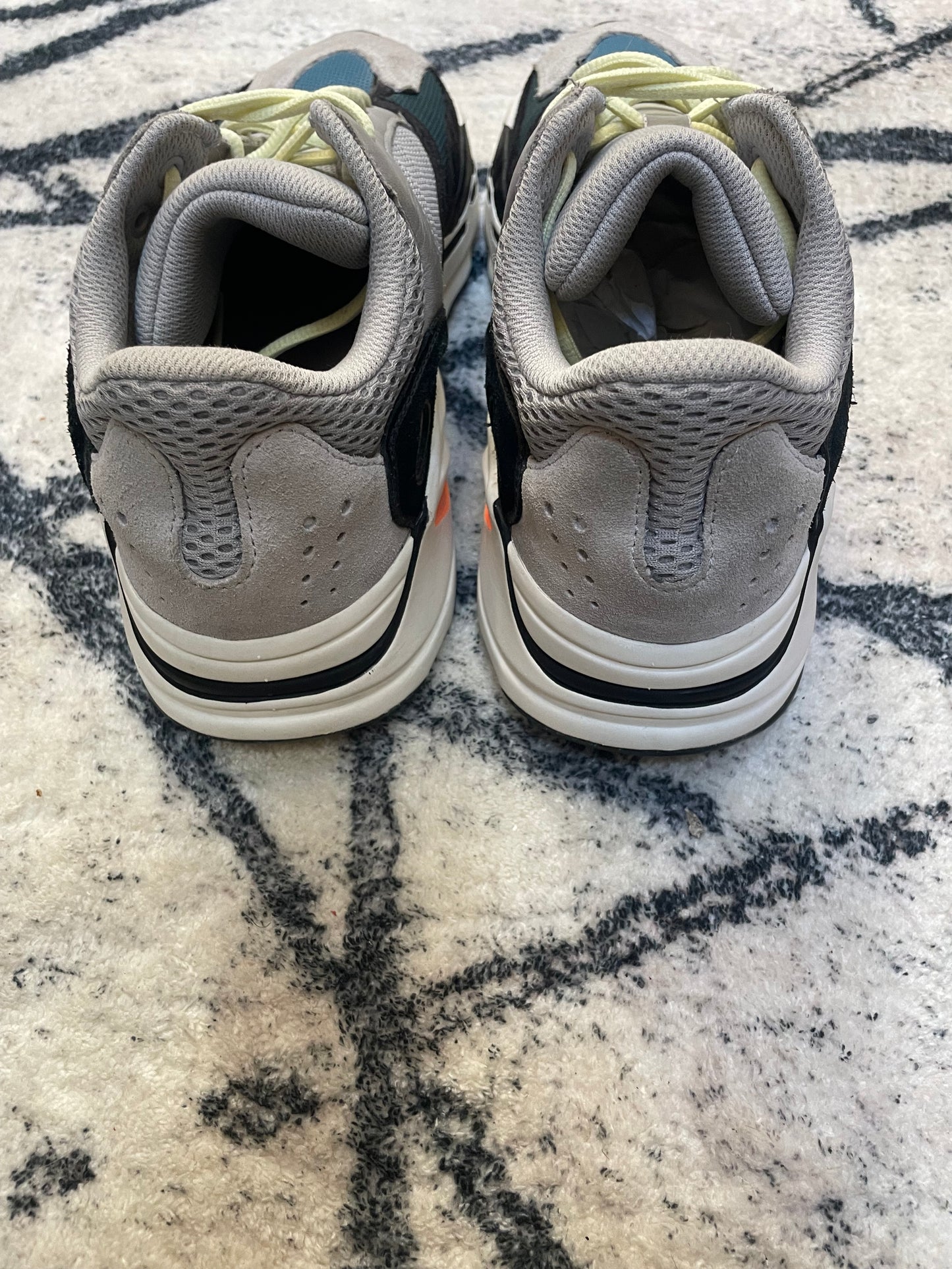 Yeezy 700 Wave Runner