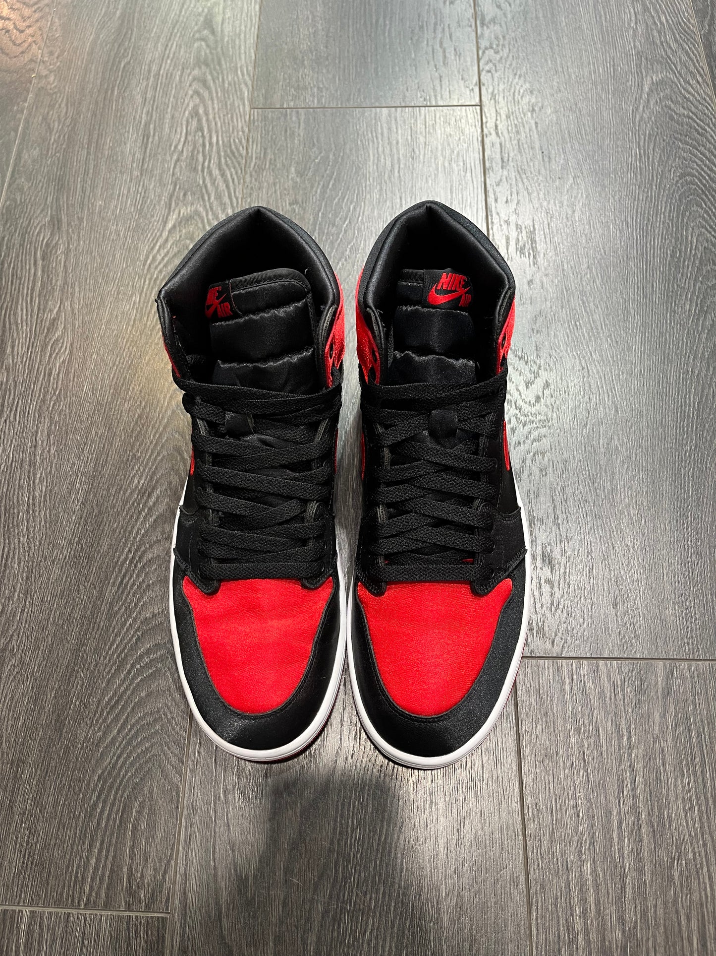 Air Jordan 1 High Retro OG Satin Bred