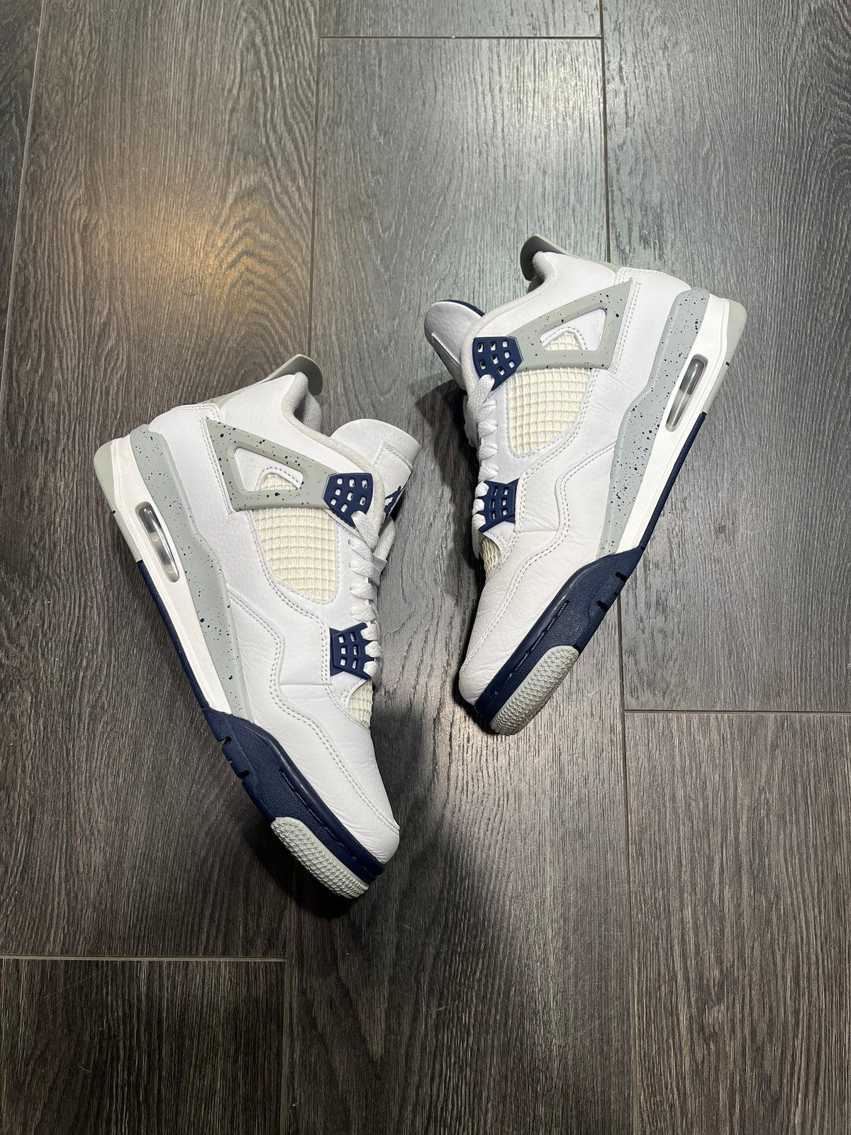 Air Jordan 4 Midnight Navy
