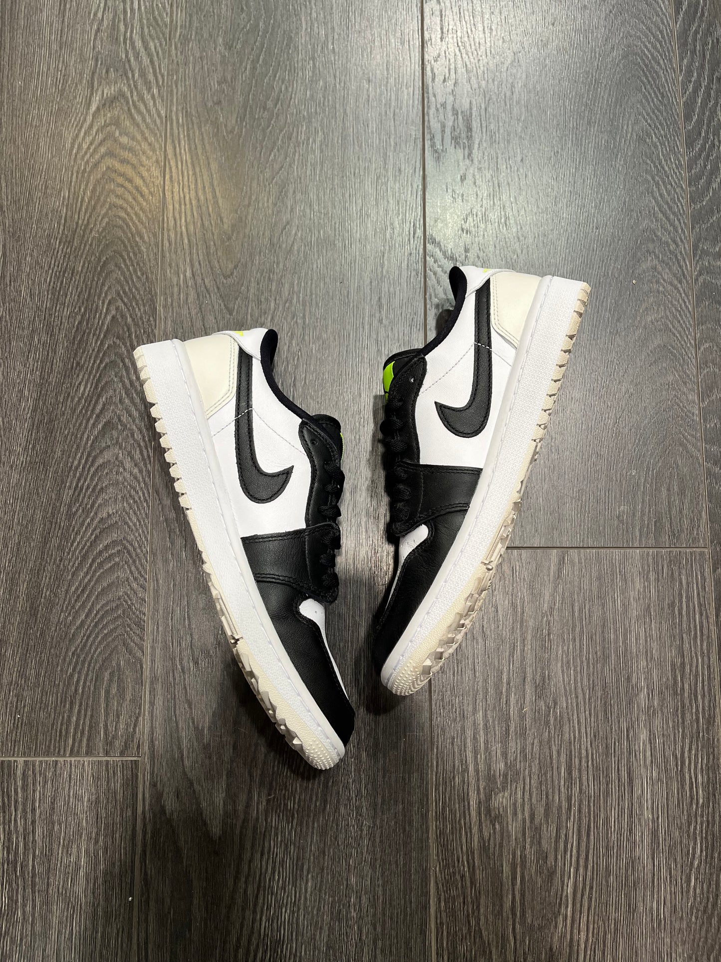 Air Jordan 1 Low Golf Phantom Volt