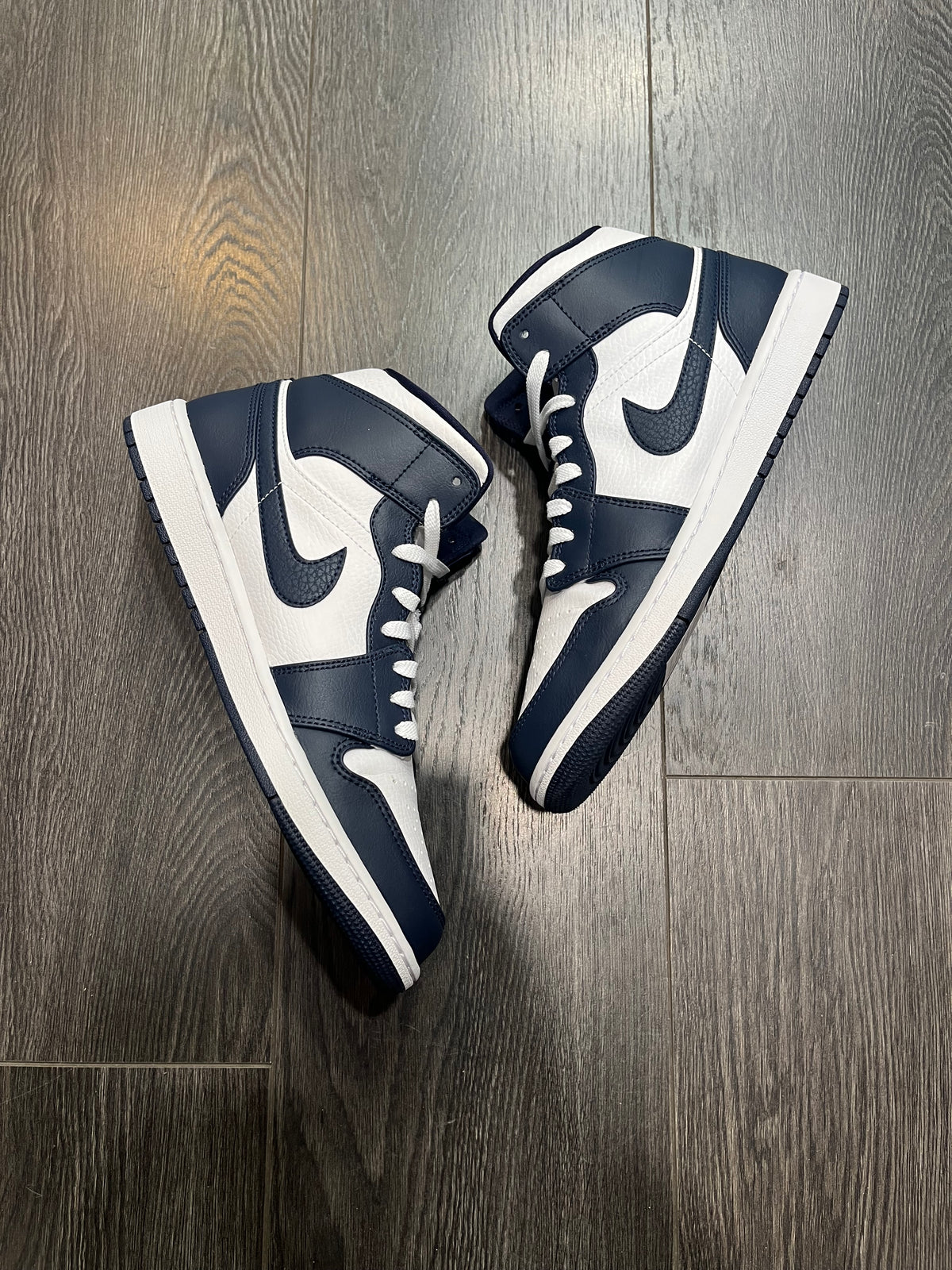 Air Jordan 1 High Obsidian
