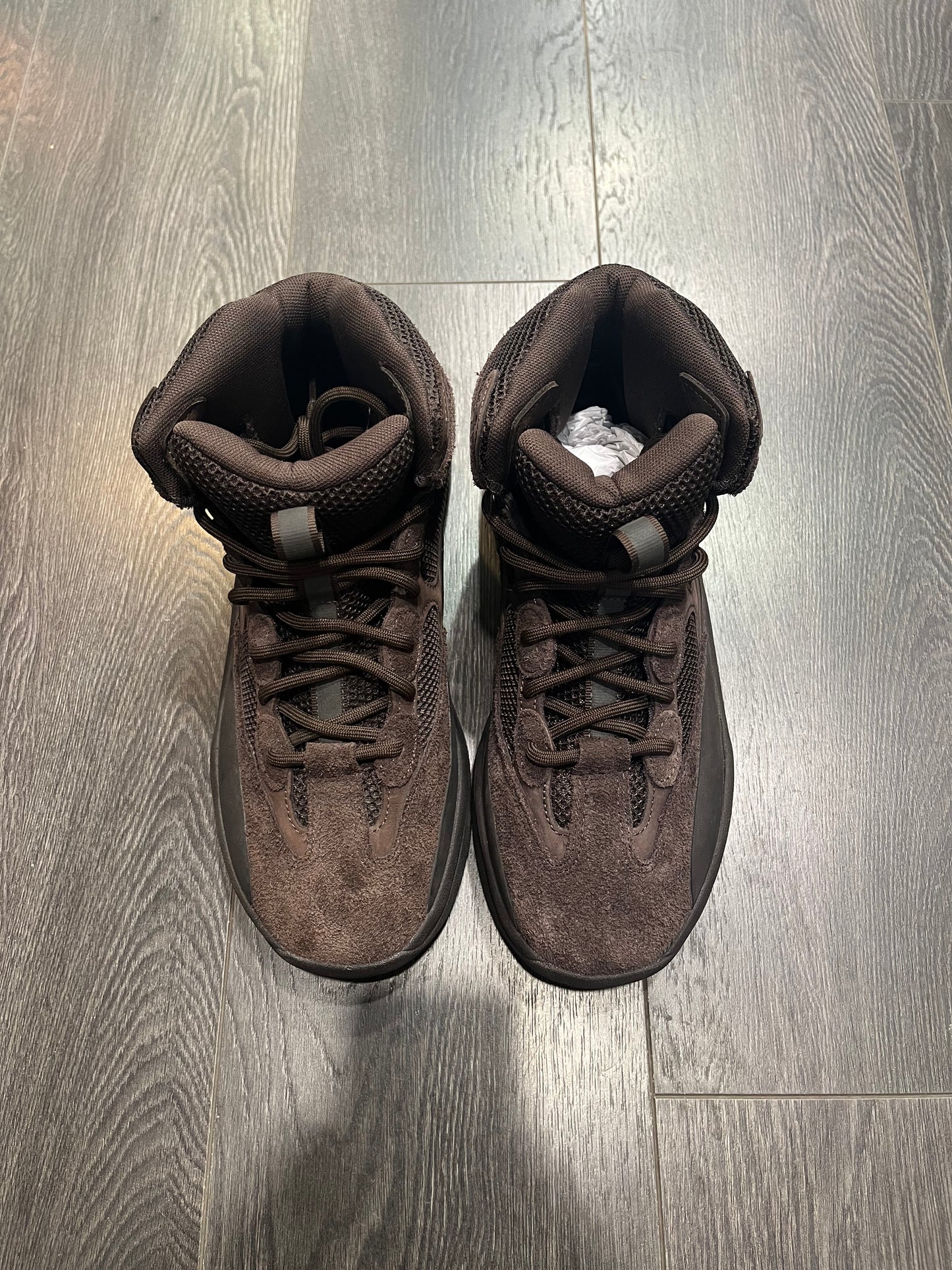Yeezy Boots oil