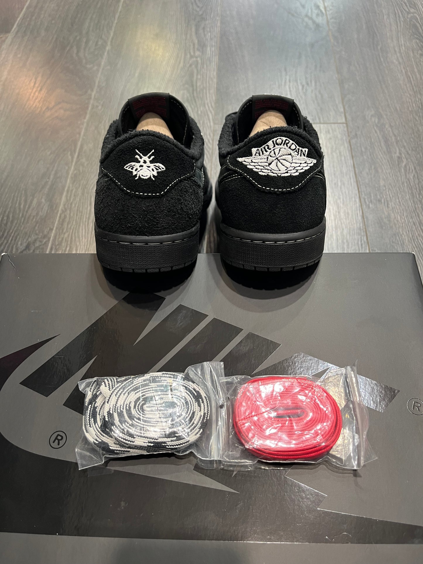 Air Jordan 1 Travis Scott Phantom