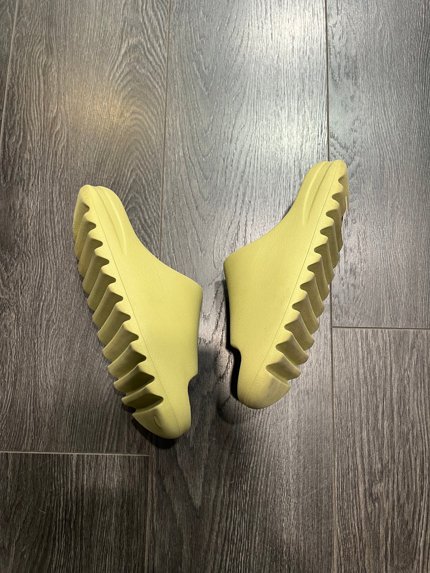 Yeezy Slide Resin