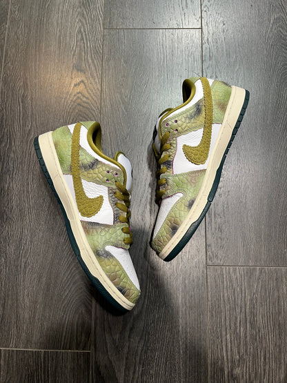 Nike Dunk SB Alexis Sablone Chameleon