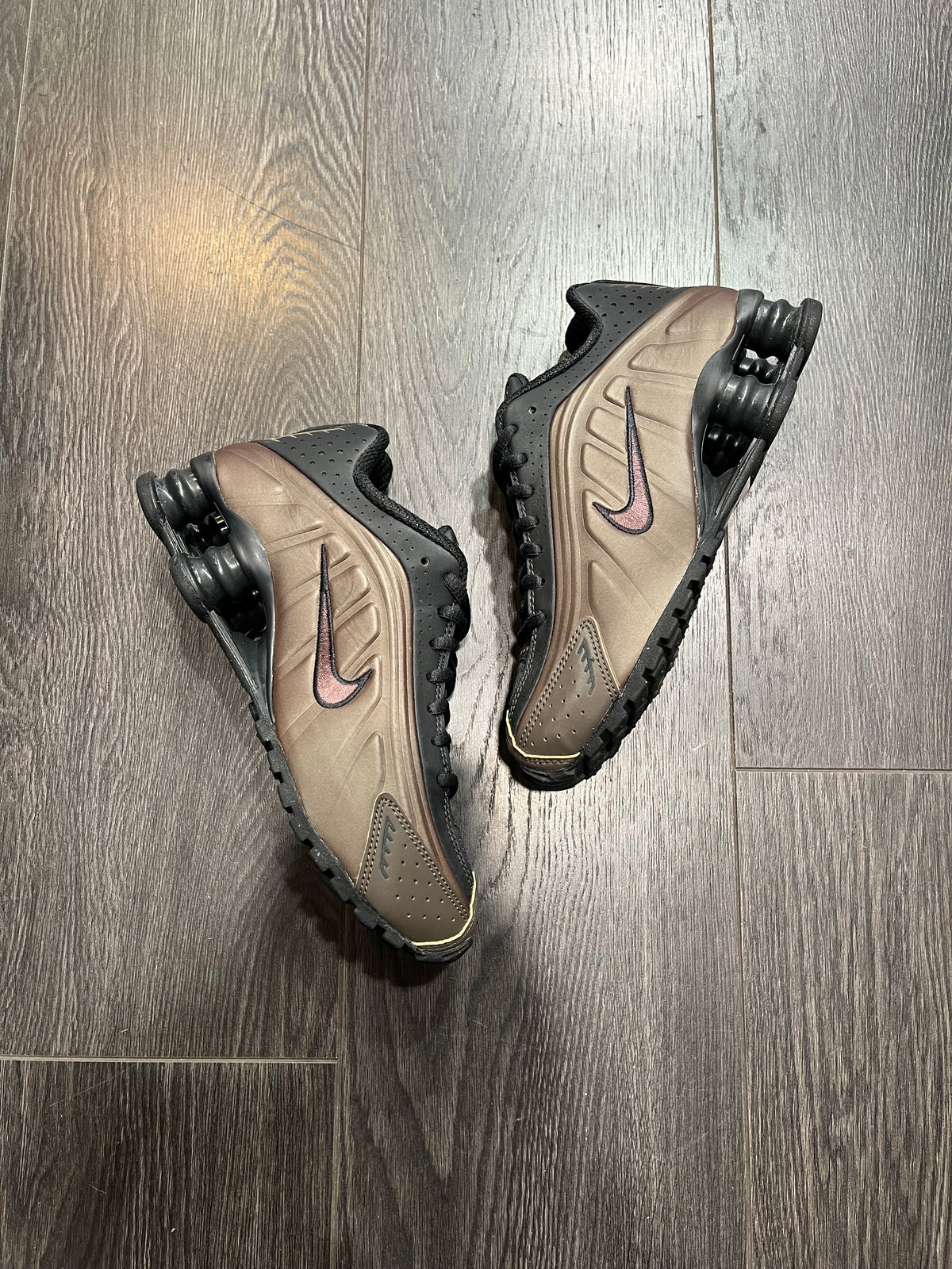 Nike Shox R4 Ironstone