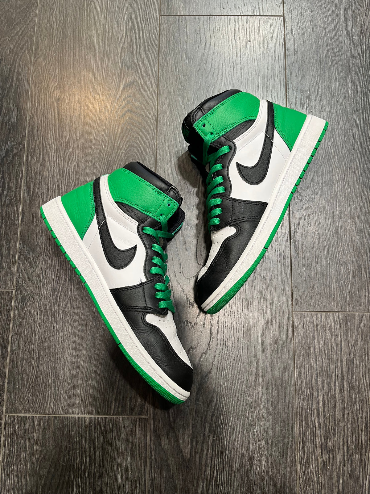 Air Jordan 1 Lucky Green