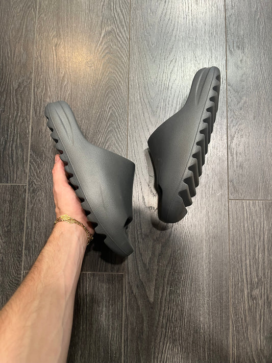 Yeezy Slide Granit