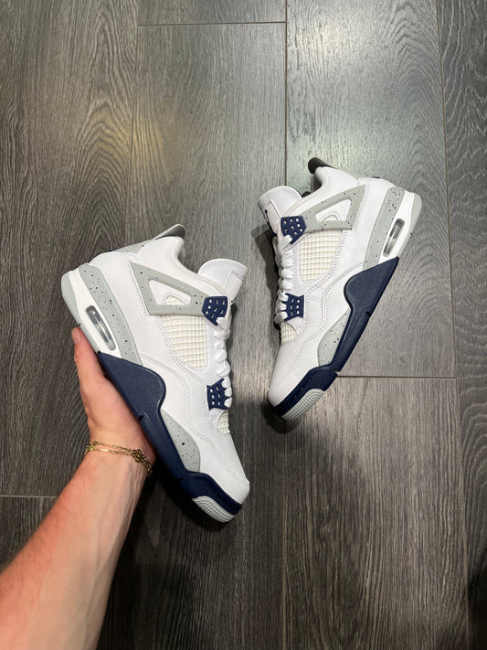 Air Jordan 4 Midnight Navy