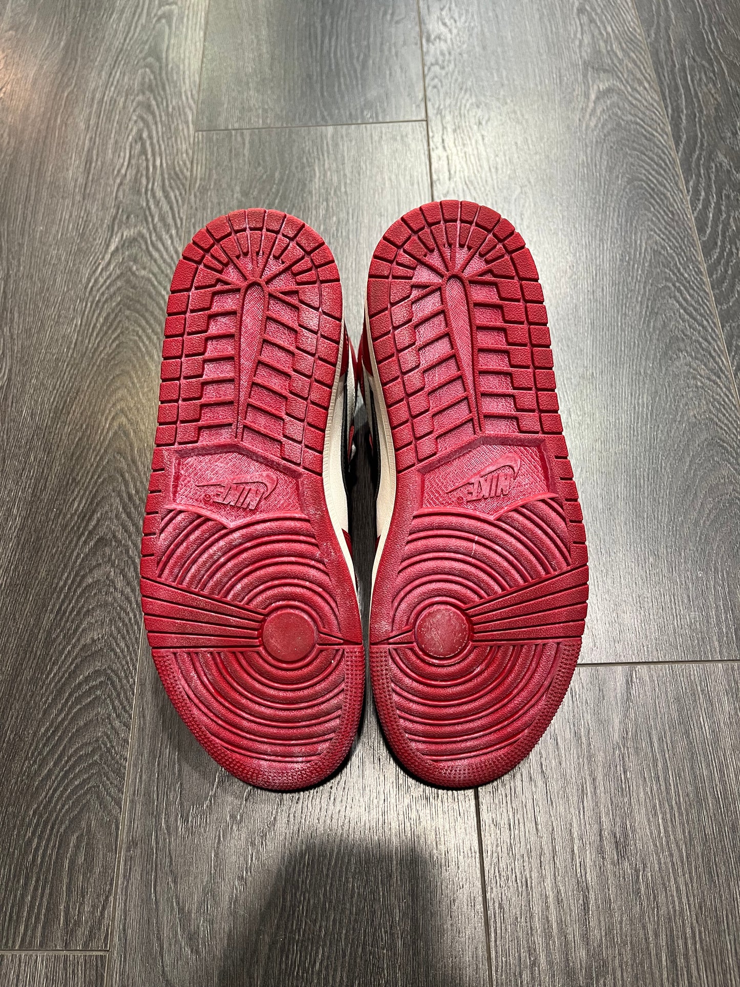 Air Jordan 1 Lost & Found