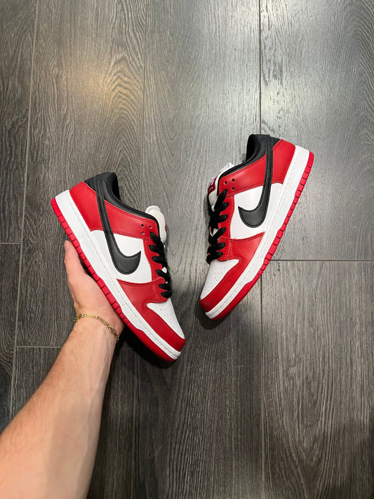 Nike Dunk SB Chicago